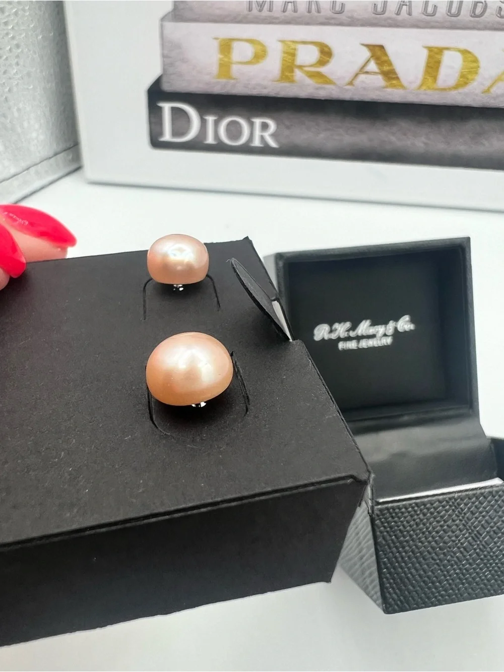 Cultured NWT Freshwater Pearl Stud Earrings - Pink with Silver Posts